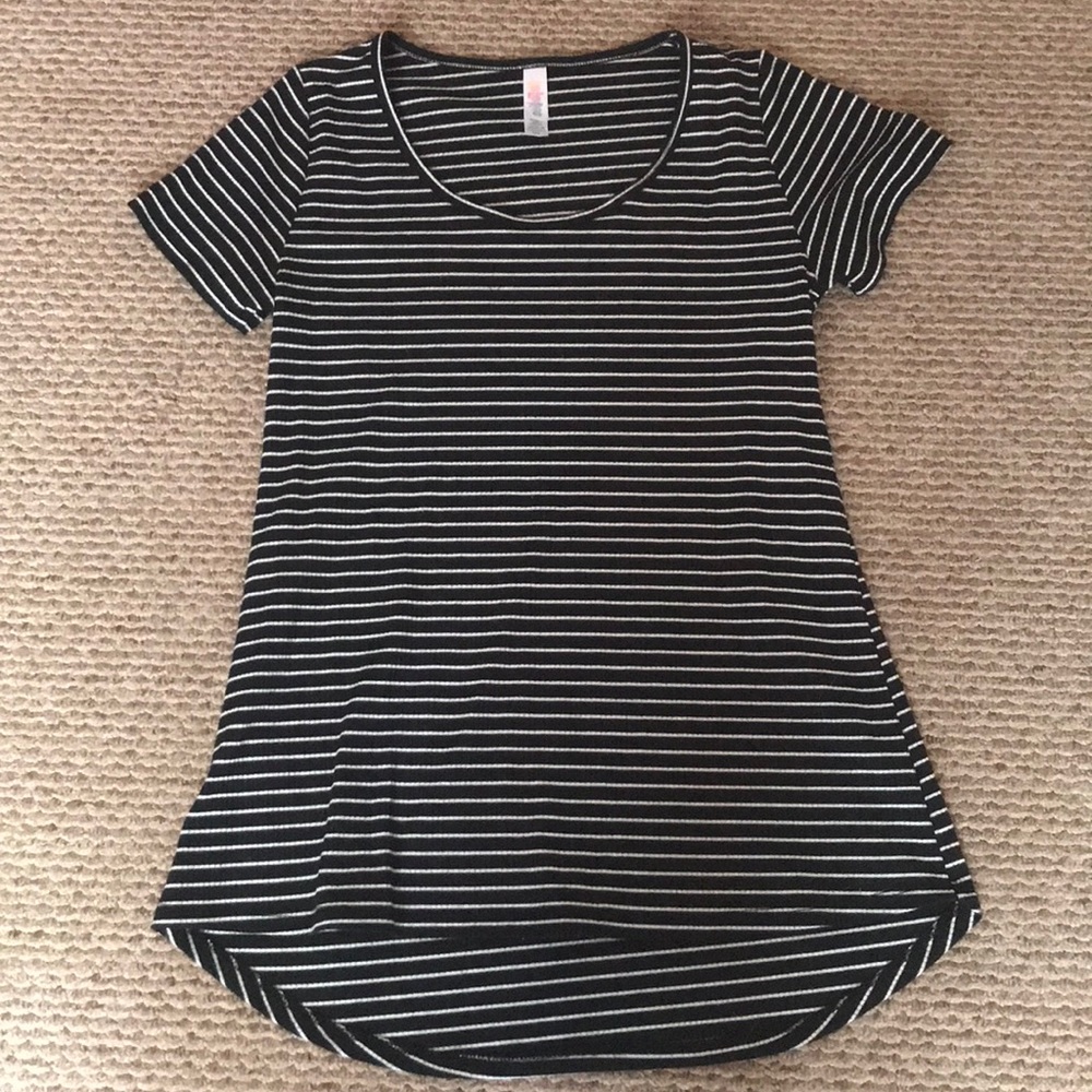 LuLaRoe Shirt!!